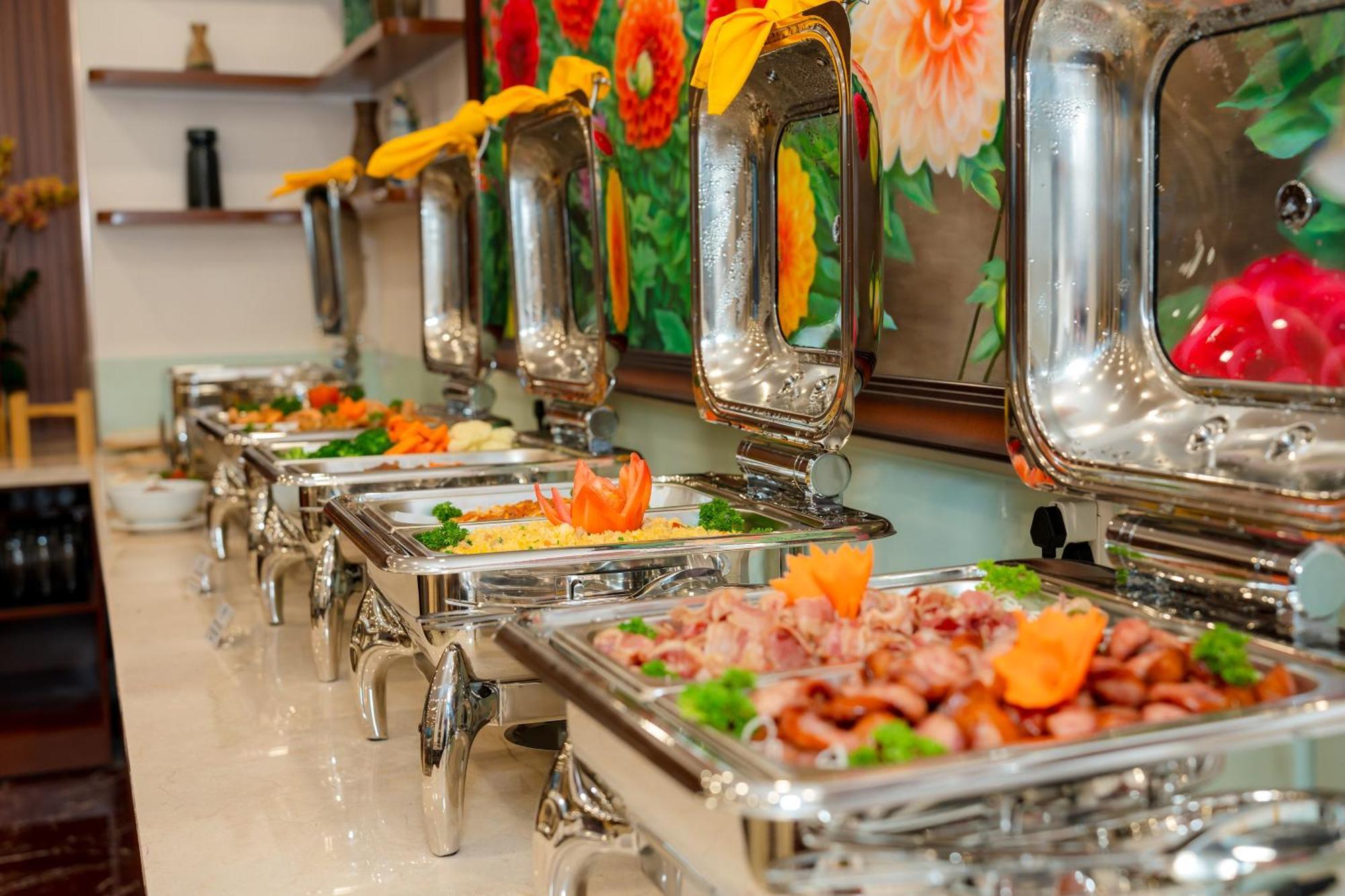Dahlialand Saigon Hotel & Swimming Pool - Ben Thanh Market, District 1 Πόλη Χο Τσι Μινχ Εξωτερικό φωτογραφία